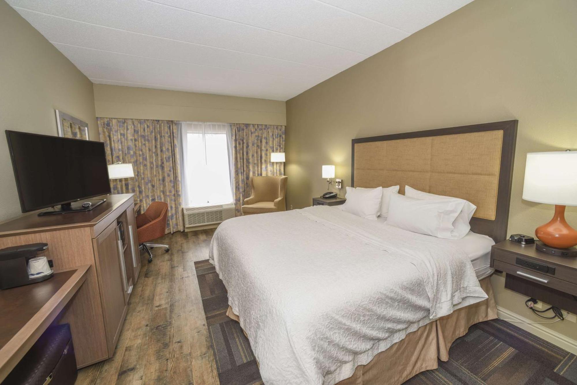 Hampton Inn Cincinnati Eastgate Exterior photo