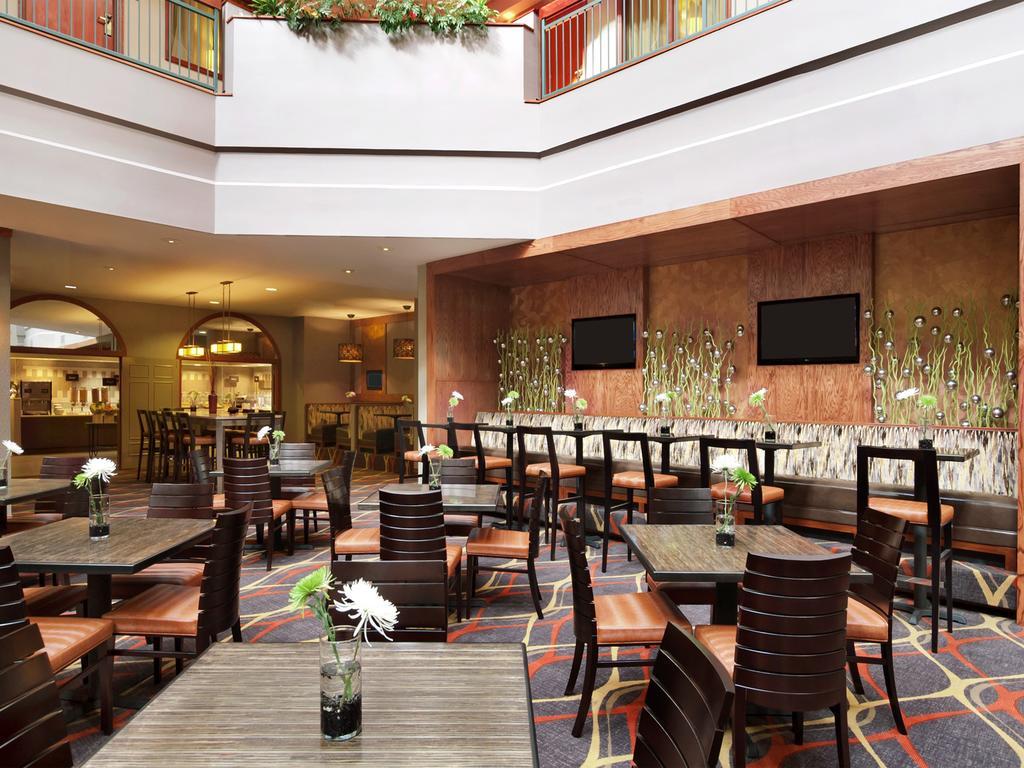Hampton Inn Cincinnati Eastgate Exterior photo